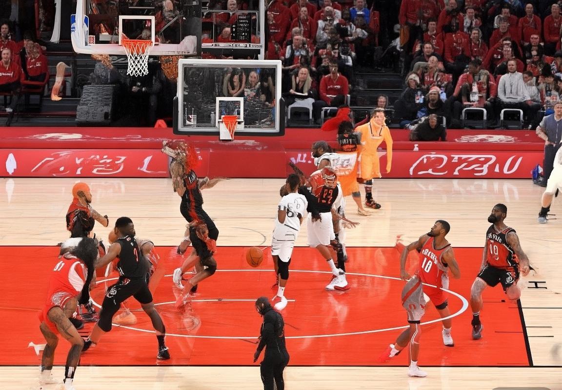 2018NBA火箭猛龙巅峰对决：哈登莱昂纳德激战，火箭逆转胜